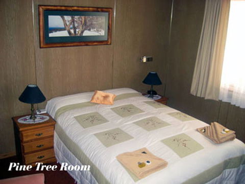 Sages' Haus B&B - Accommodation Sunshine Coast 3