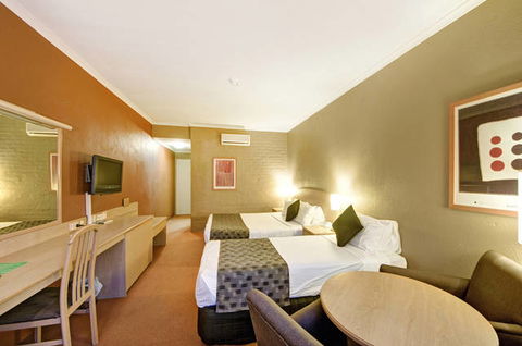 The Statesman - Accommodation Sunshine Coast 2