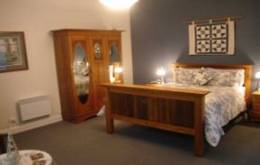 Walton House B&B - Accommodation Sunshine Coast 1