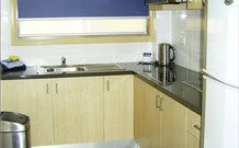 Lorikeet Boutique Escape 416 - Accommodation Sunshine Coast 4