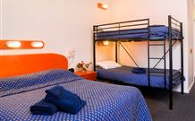 Rest Point Motor Inn And Hereford Steakhouse - Glen Innes - Accommodation Sunshine Coast 0