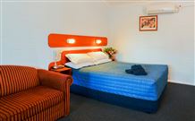 Rest Point Motor Inn And Hereford Steakhouse - Glen Innes - Accommodation Sunshine Coast 2