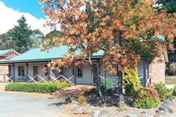 Federation Gardens Lodge - Accommodation Sunshine Coast 0