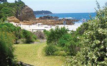 60s Beach House Tomakin - Accommodation Sunshine Coast 0