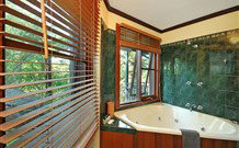Studio Cottages - Accommodation Sunshine Coast 2