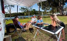 Oakbourne Cottage, Gingers Creek - Accommodation Sunshine Coast 2