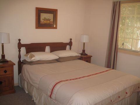 Seaview Lodge At MacMasters - Accommodation Sunshine Coast 0