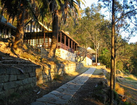 Sydney - Pittwater YHA - Accommodation Sunshine Coast 1