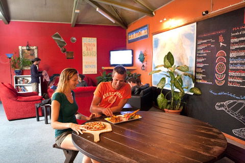 Hervey Bay YHA - Accommodation Sunshine Coast 6