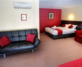 Murray Gardens Cottages And Motel - Accommodation Sunshine Coast 3