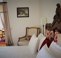 The Grove Cottage - Accommodation Sunshine Coast