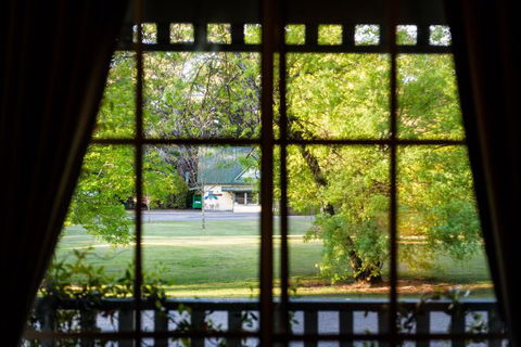 Federation Gardens And Possums Hideaway - Accommodation Sunshine Coast 5
