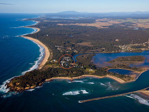 Moruya South Heads Beach Cabin - Accommodation Sunshine Coast 0