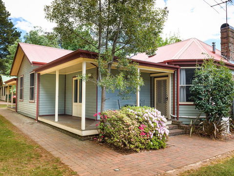 Federation Gardens And Possums Hideaway - Accommodation Sunshine Coast 0