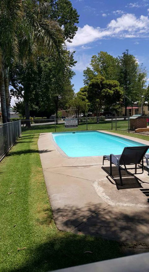 Young Caravan Tourist Park - Accommodation Sunshine Coast 2