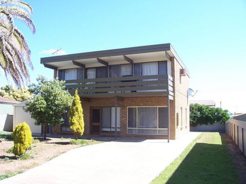 Century 21 SouthCoast: Silver Sands - Accommodation Sunshine Coast 0
