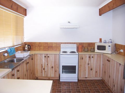 Century 21 SouthCoast: Silver Sands - Accommodation Sunshine Coast 2
