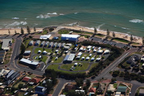 Christies Beach Tourist Park - Accommodation Sunshine Coast 1