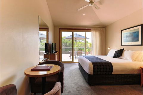 Eugenie's Luxury Accommodation - Accommodation Sunshine Coast 5