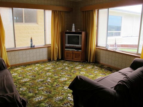 Views Over Lake George - Accommodation Sunshine Coast 1