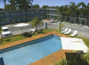 Commodore Motor Inn Mildura - Accommodation Sunshine Coast 0