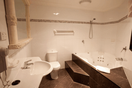 Jesmond Executive Villas - thumb 2