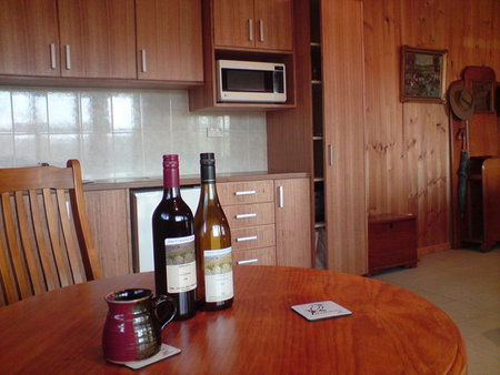 Hall ACT Accommodation Sunshine Coast