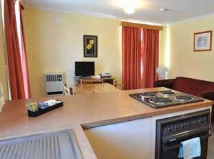 Alanvale Apartments & Motor Inn - Accommodation Sunshine Coast 4