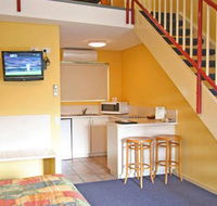 Coastal Motel - Accommodation Sunshine Coast