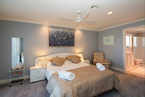 Ocean Manor Bed And Breakfast - Accommodation Sunshine Coast 1