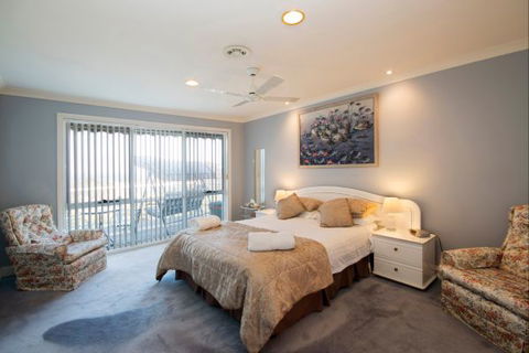 Ocean Manor Bed And Breakfast - Accommodation Sunshine Coast 2
