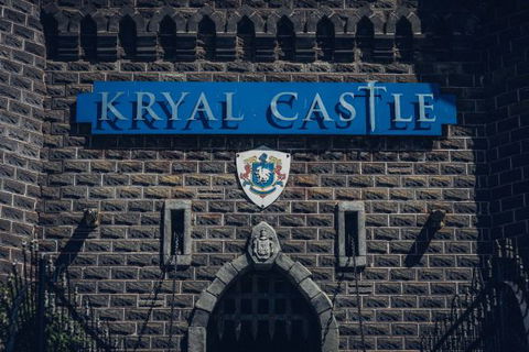 Castle Suites - Kryal Castle - Accommodation Sunshine Coast 1