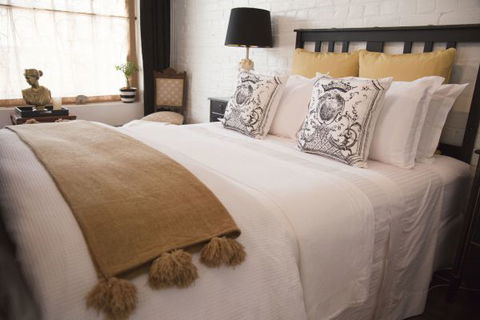 Chiltern Cottage And Indigo Suite - Accommodation Sunshine Coast 0