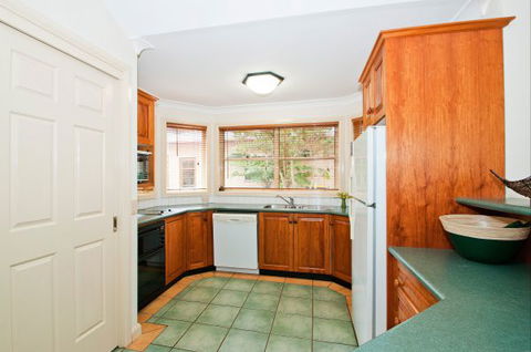 Fairlight House - Accommodation Sunshine Coast 2