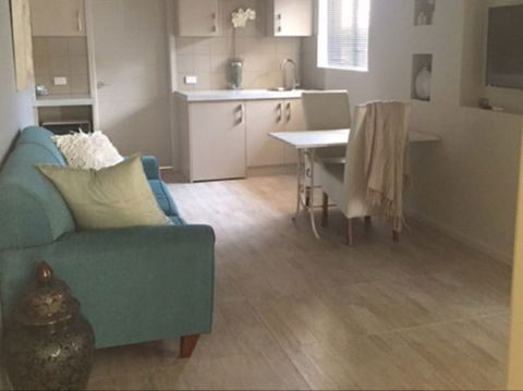 Kindred Studio Apartments - Accommodation Sunshine Coast 0