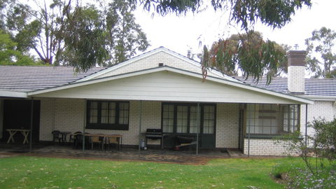 Naracoorte Cottages – Pinkerton Hill - Accommodation Sunshine Coast 0