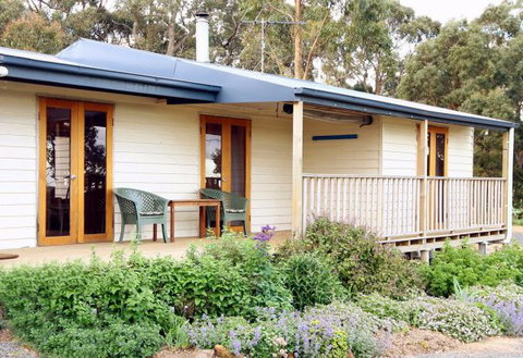 Oakhill Cottage - Accommodation Sunshine Coast 0