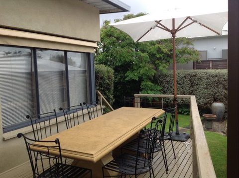 Queen Bee - Accommodation Sunshine Coast 7