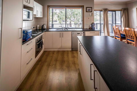 192 Page Drive Blanchetown -River Shack Rentals - Accommodation Sunshine Coast 6