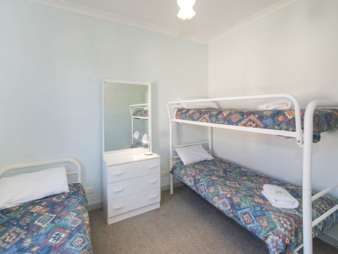 Augusta Hotel Motel - Accommodation Sunshine Coast 4