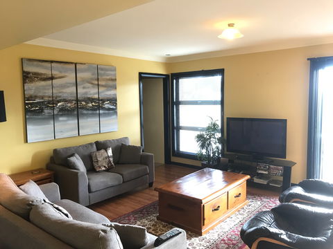 Glenmoore - Accommodation Sunshine Coast 1