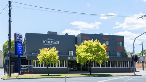 Adelaide Royal Coach - Accommodation Sunshine Coast 0