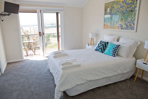 Rosewhite House BnB - Accommodation Sunshine Coast 3