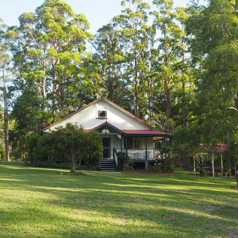 Telegraph Retreat Cottages - Accommodation Sunshine Coast 0