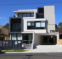 Whitehorse Apartments Hotel - Accommodation Sunshine Coast