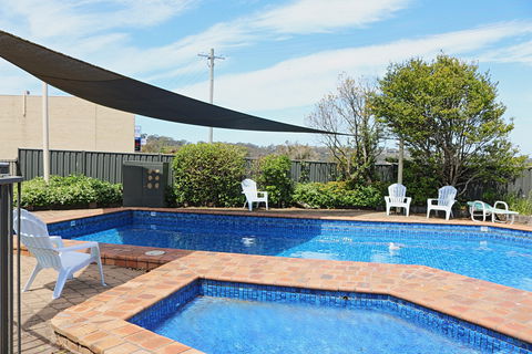 All Decked Out At Penguin Mews - Accommodation Sunshine Coast 1