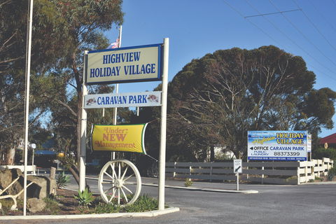 ARDROSSAN - Highview Holiday Village - Accommodation Sunshine Coast 0