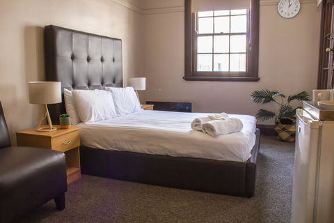 Campsie Hotel - Accommodation Sunshine Coast 0