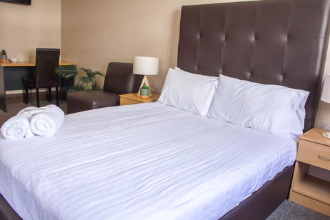 Campsie Hotel - Accommodation Sunshine Coast 2