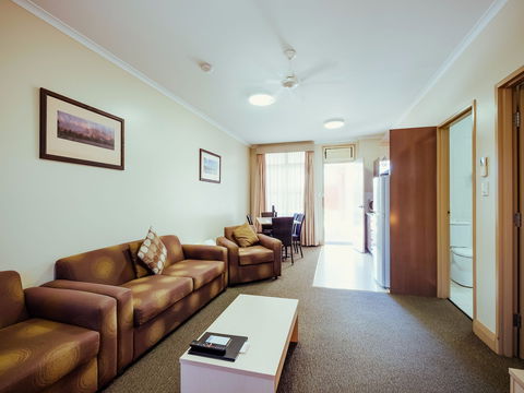 Club Motor Inn - Accommodation Sunshine Coast 1